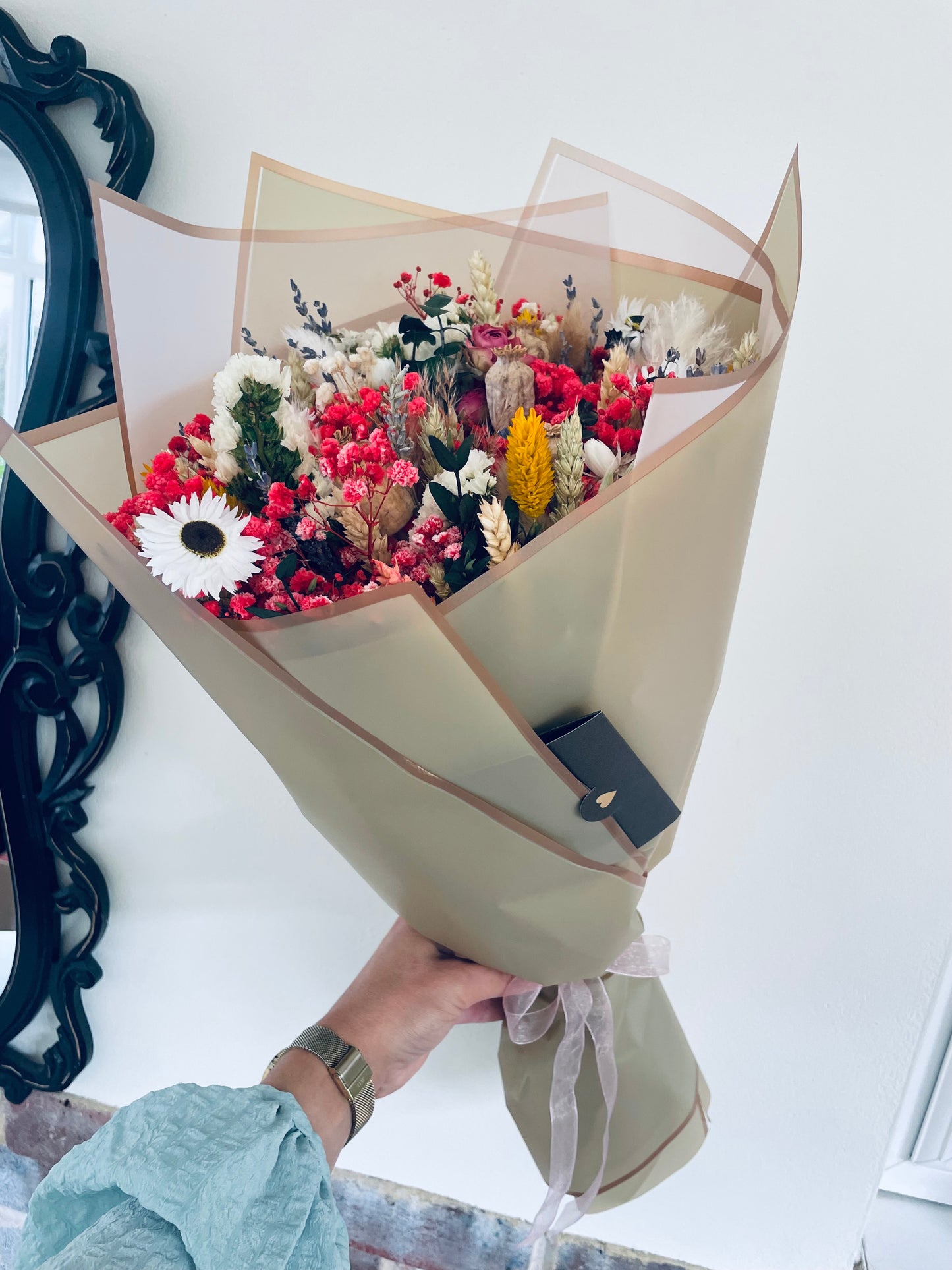 Eternal Bloom – Dried Flower Bouquet