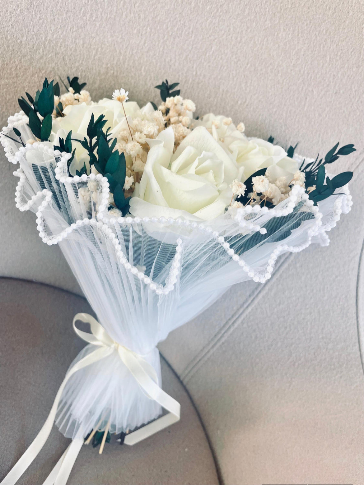 Dried Flower Bridal Bouquet White Real Touch Roses Preserved Eucalyptus Gypsophila Wedding Bouquet Boho Rustic Keepsake Flowers