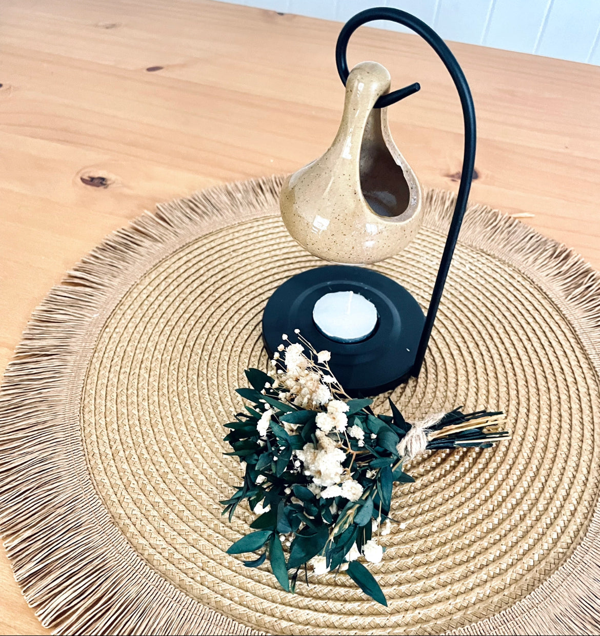 GIFT SET Tear Drop Tea Light Holder Wax Melt Burner with Flowers an Card