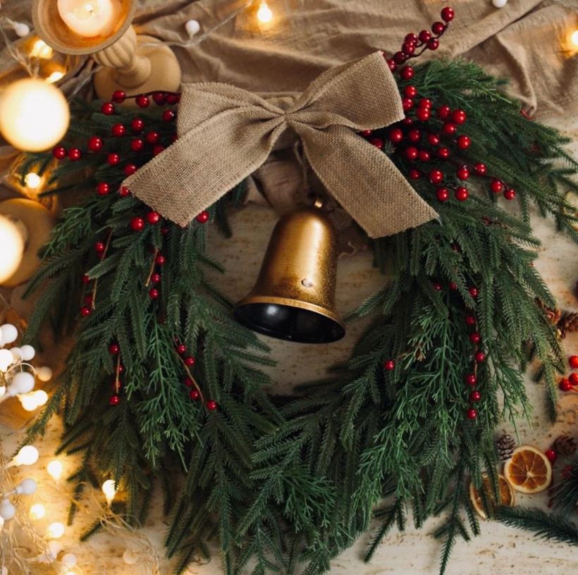 Christmas Red Berry Door Wreath For Front door Decor, 50cm Wreath Faux Red Berry Wreath Luxury Boho Door Wreath