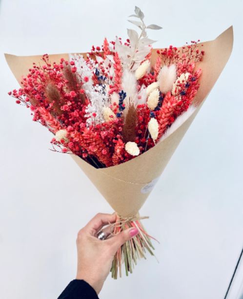 GIFT for her/ Scented Bouquet LOVE/ Dried Flowers/ Dried Flower Bouquet/ Valentines Bouquet / Dried flower arrangement
