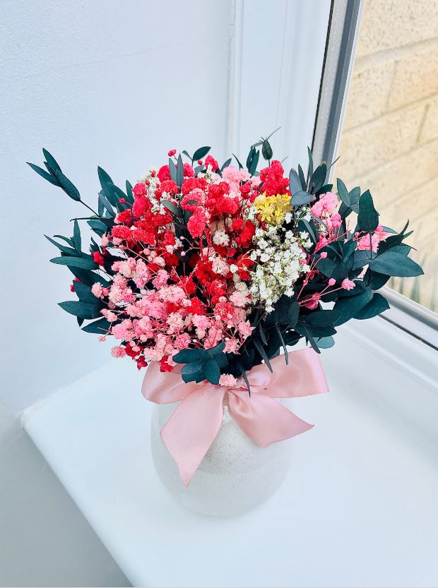 Centerpiece Flowers with vase Gift for teacher Mini Dried Flower Bouquet Gift for Her Home Decor Birthday Gift Decor Gift Gypsophila