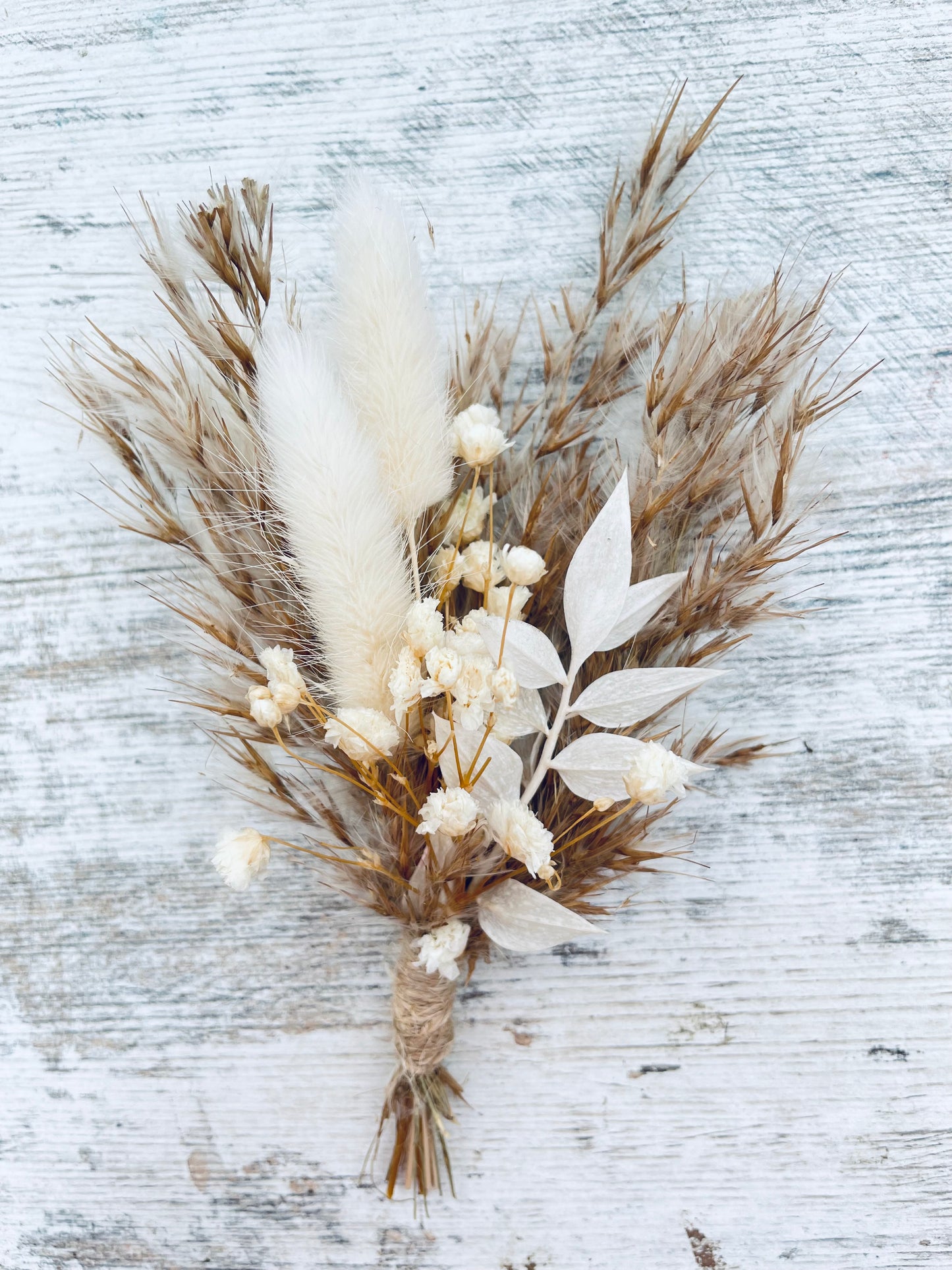Pampas Boutonnière/ Buttonhole/ Mini dried flowers bouquet/ Wedding Mini flower bundle / Small flower arrangement