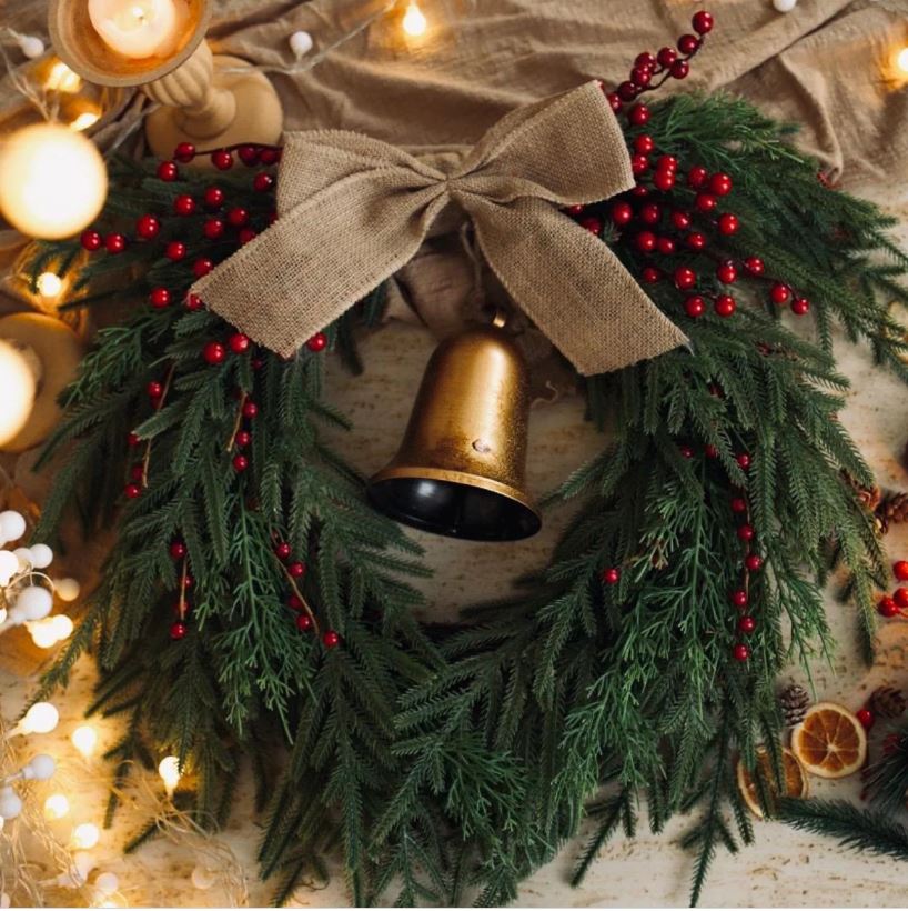 Christmas Red Berry Door Wreath For Front door Decor, 50cm Wreath Faux Red Berry Wreath Luxury Boho Door Wreath