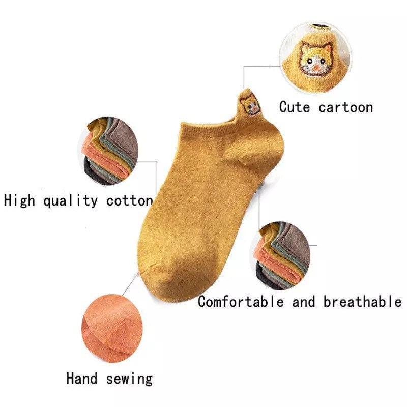 Cotton cat embroydery ankle socks / women ankle socks / cat socks / gift for her / cat owner gift