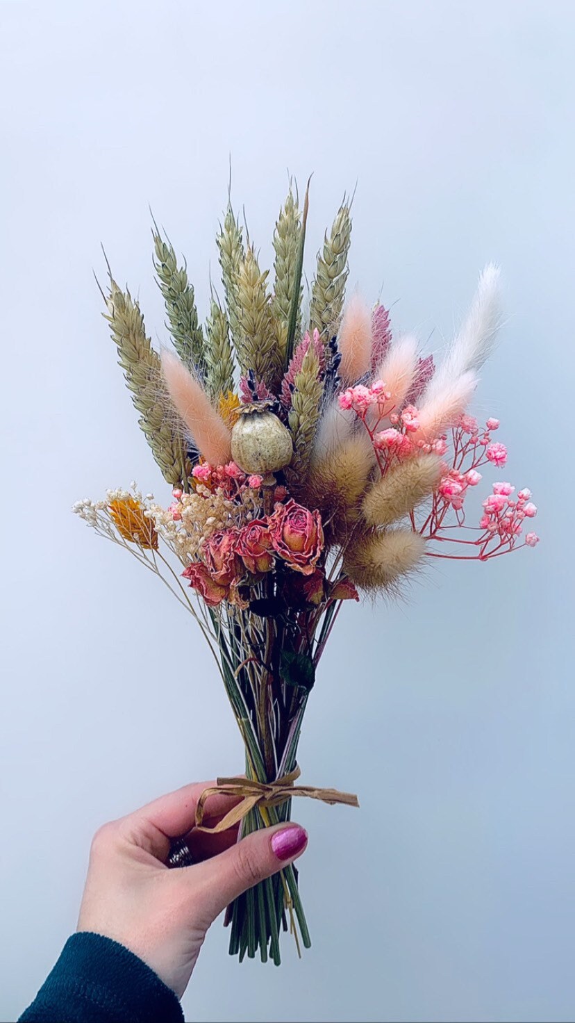 Dried Flower Arrangement Bouquet unique trendy home decor floral arrangements with phalaris grass UK/ Everlasting Dried Flower Bouquet