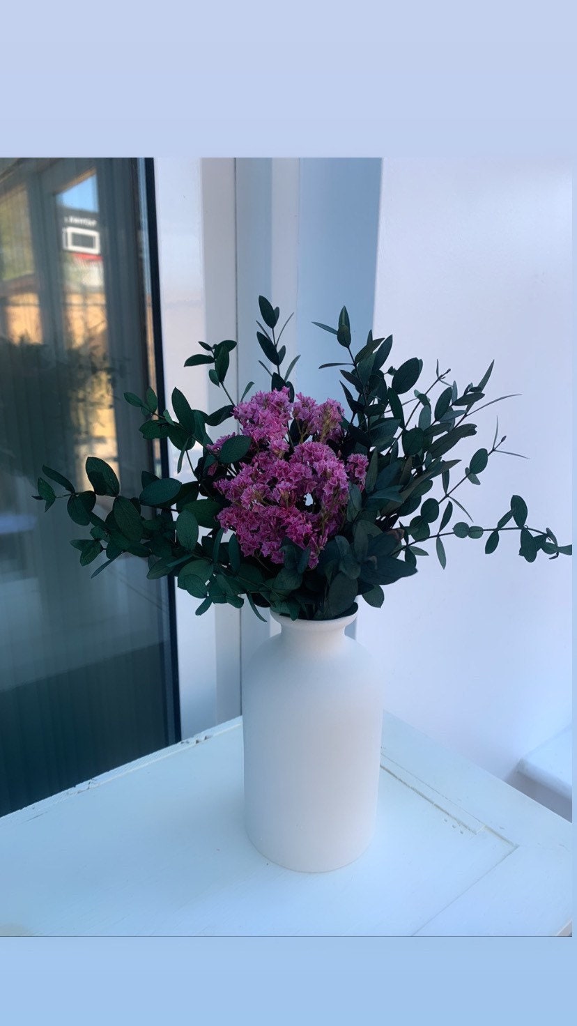 Dried Flower Arrangement Bouquet/ white vase/ home decor floral arrangements with eucaliptus and statice flower UK/ Everlasting Dried Flower Bouquet