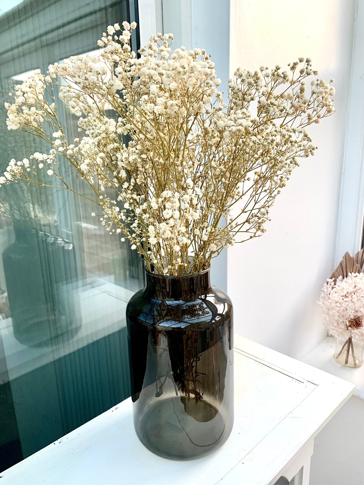 Preserved white dried Gypsophila /Black Glass Vase/ bud vase / vase for flowers/ gypsophila bouquet /home decor / dried flower gifts