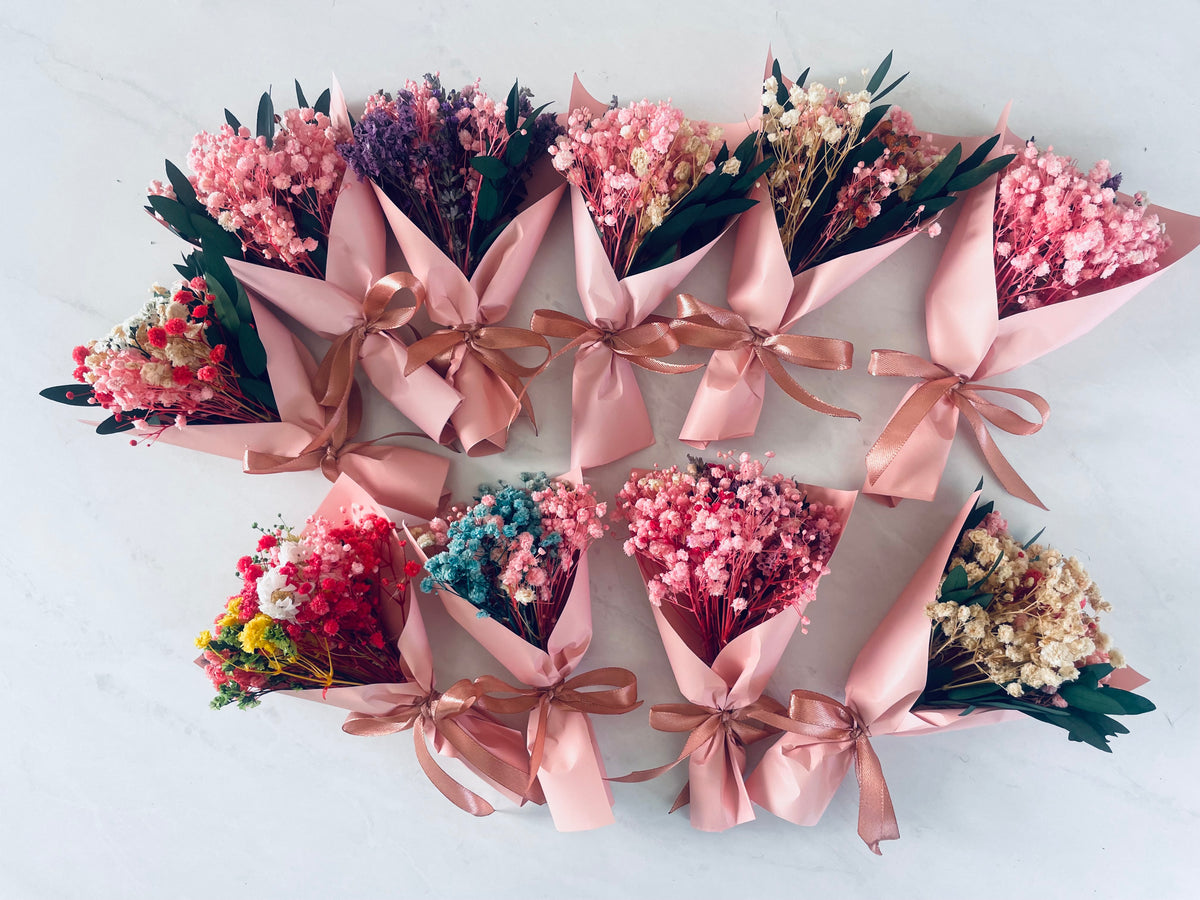 10 x Wrapped Mini Dried Flower Bouquets