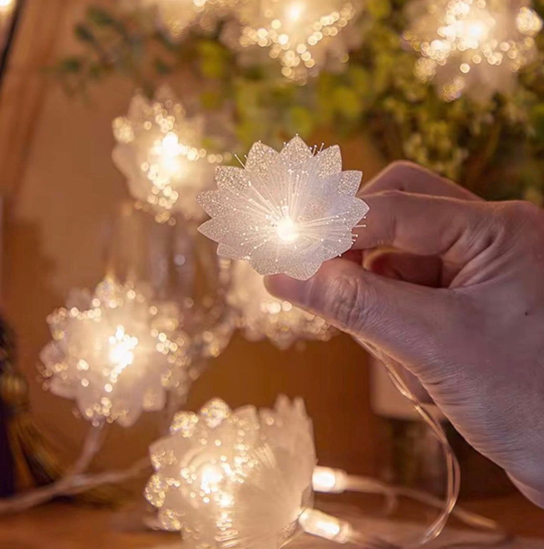 LED Flower String Lights: Warm White Fiber Optic Fairy Lights (Battery Operated)