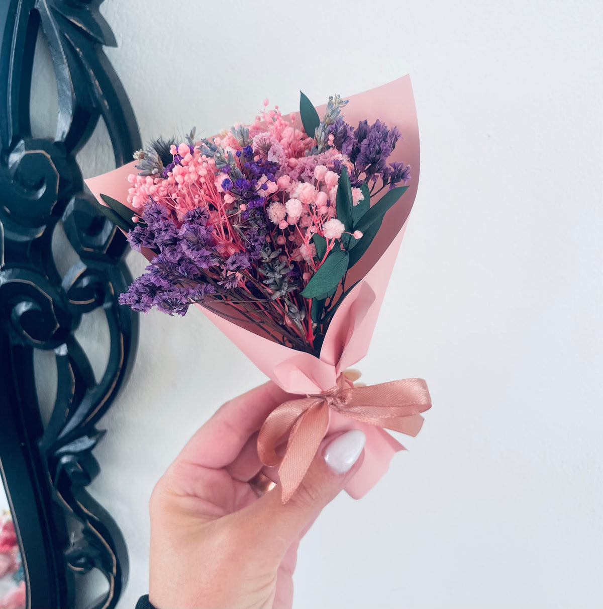 10 x Wrapped Mini Dried Flower Bouquets