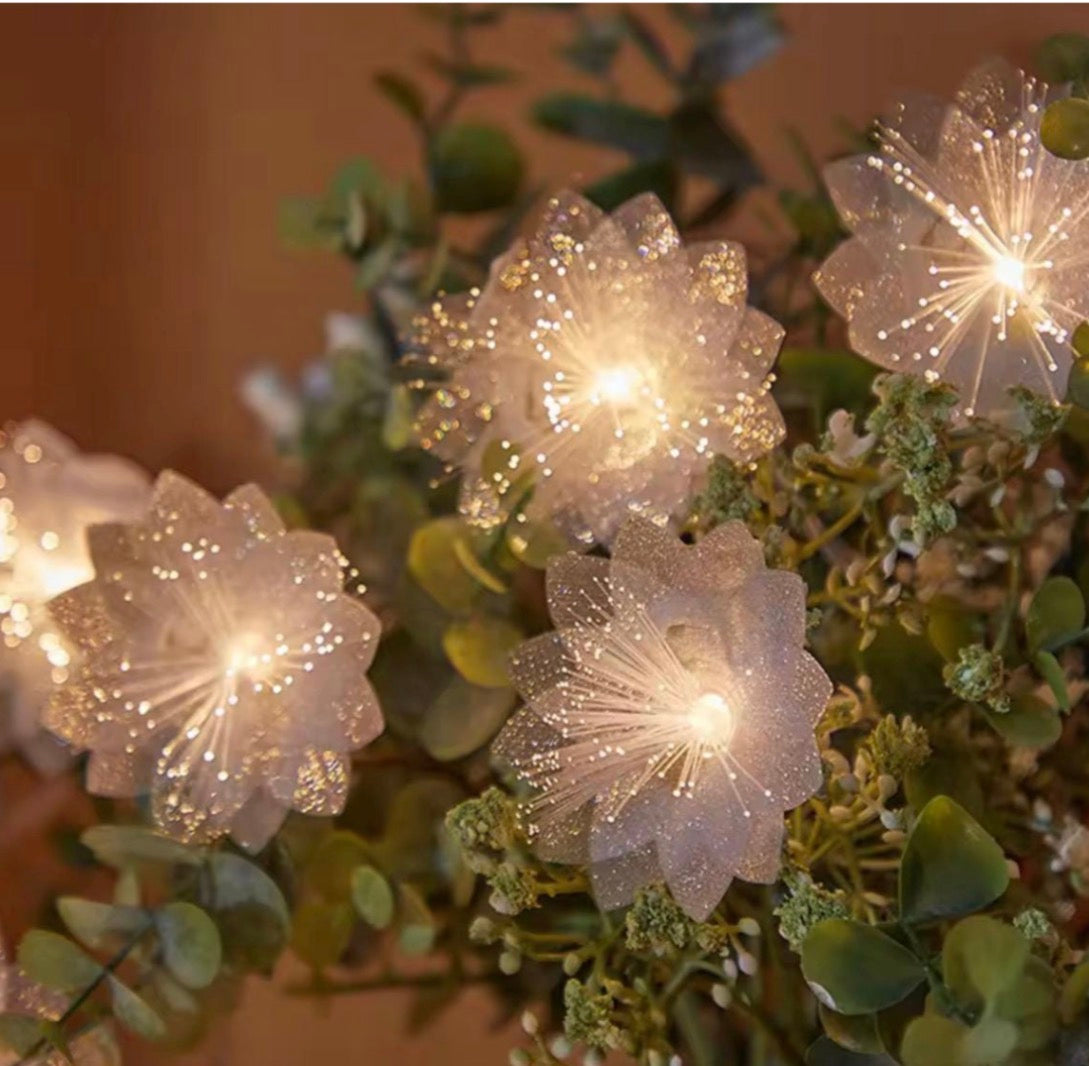 LED Flower String Lights: Warm White Fiber Optic Fairy Lights (Battery Operated)