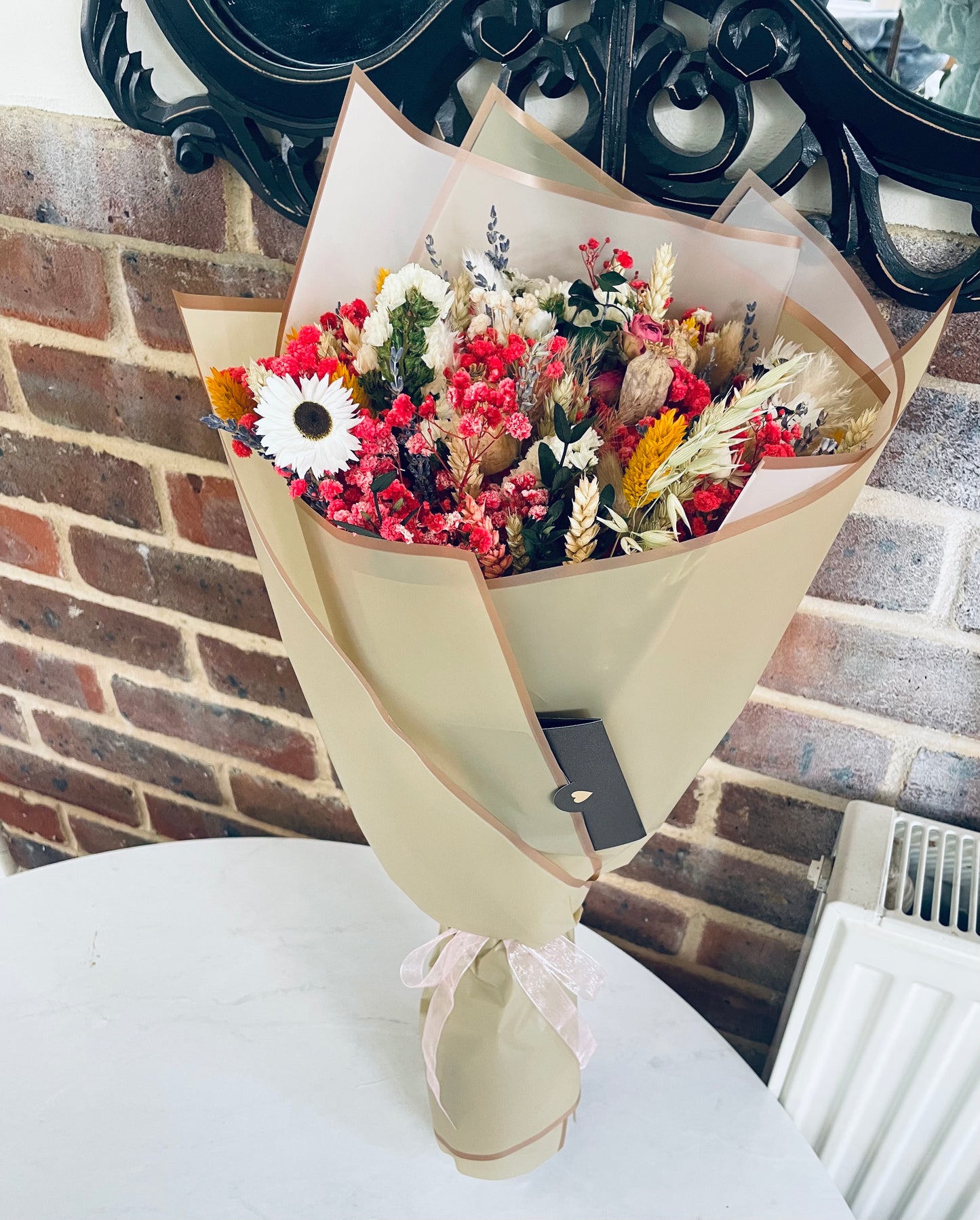 Eternal Bloom – Dried Flower Bouquet