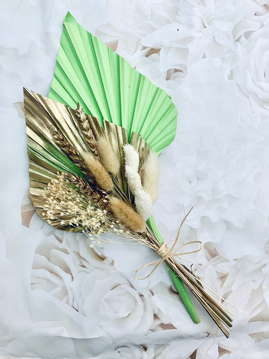 Palm Dried Flowers Bouquet Cake Topper / Green Gold / green cake topper / green palm spear