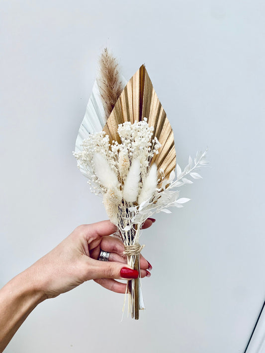 Dried flower arrangement / palm spear bouquet/ gift for her / friend gift/ Palm cake topper / gold palm spear